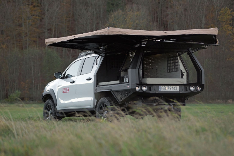 Turistick Nadstavba Pick up Toyota Hilux Revo syst m V meny Postel Turistick Nadstavba Pick up Toyota Hilux Revo syst m V meny Postel